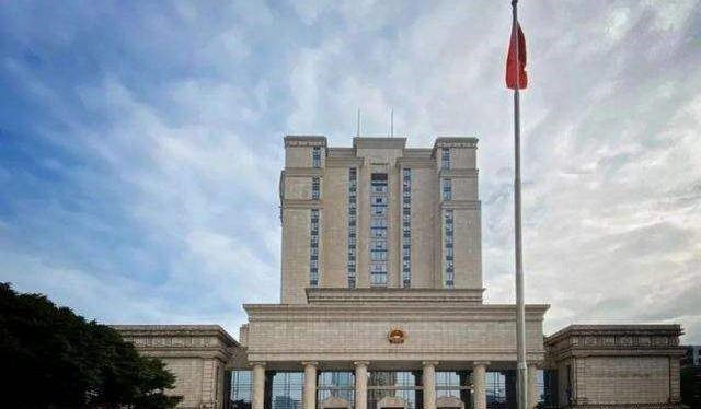 Ժ